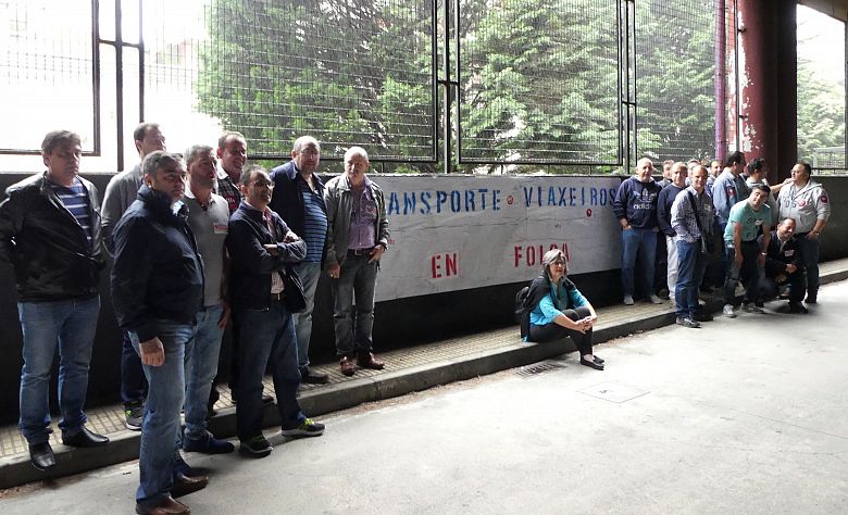 2017-06-28 FolgaAutobusesVigo04.JPG